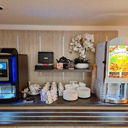 บริต โฮเทล เอสซ็องเชียล ตูร์ เหนือ Hotel ภายนอก รูปภาพ