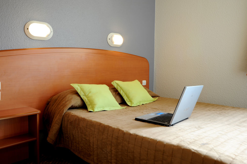 บริต โฮเทล เอสซ็องเชียล ตูร์ เหนือ Hotel ภายนอก รูปภาพ
